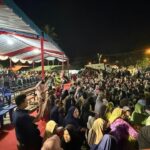 Prabowo Subianto Rayakan Malam Tahun Baru Bersama Pengungsi Tapanuli Selatan, Warga Sambut Antusias