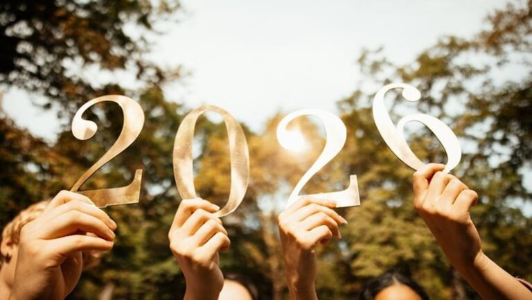 Indonesia Bagian Tengah Sambut Tahun Baru 2026 dengan Pembatasan Perayaan Indonesia Bagian Tengah Sambut Tahun Baru 2026 dengan Pembatasan Perayaan