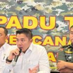 Seskab Teddy Indra Wijaya Beri 8 Arahan Kunci untuk Percepatan Pemulihan Pascabencana Sumbar, Sumut, Aceh