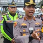 Antrean Kendaraan di Rest Area Km 57 Tol Jakarta-Cikampek Picu Kepadatan Lalu Lintas
