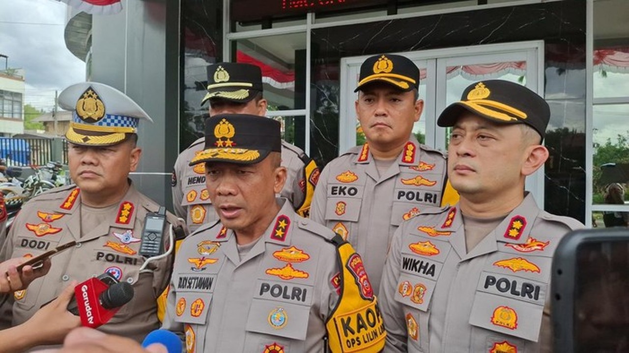 Kapolda Jabar Tinjau Puncak Bogor: Arus Kendaraan Libur Nataru Meningkat Luar Biasa Kapolda Jabar Tinjau Puncak Bogor: Arus Kendaraan Libur Nataru Meningkat Luar Biasa