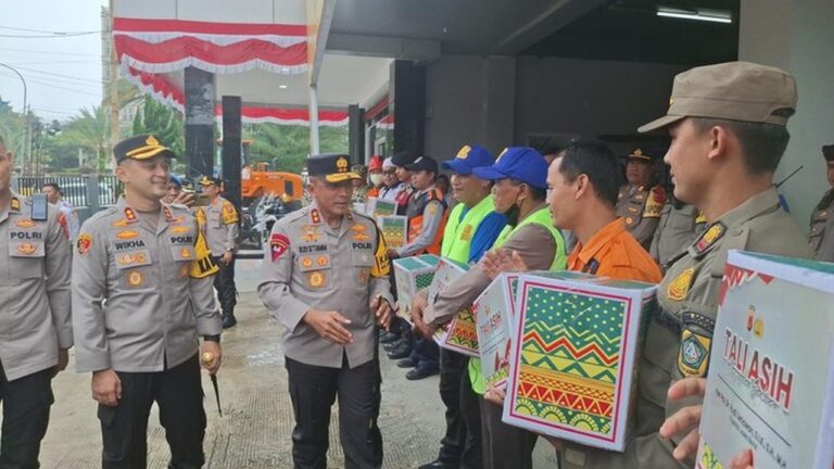 Kapolda Jabar Puji Inisiatif Kapolres Bogor Berdayakan Supeltas dan Terapkan Late Check Out di Puncak