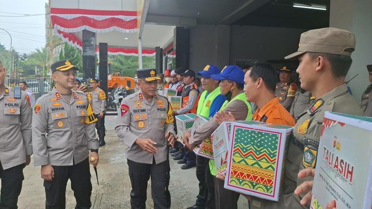 Kapolda Jabar Puji Inisiatif Kapolres Bogor Berdayakan Supeltas dan Terapkan Late Check Out di Puncak