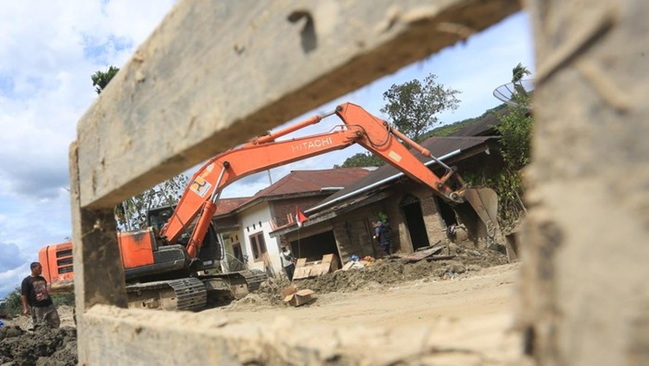 Update Bencana Sumatera: 1.137 Tewas, 163 Hilang, Ratusan Ribu Mengungsi