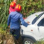 Mobil Terperosok ke Jurang di Bogor Akibat Pengemudi Mengantuk Saat Melintasi Tikungan