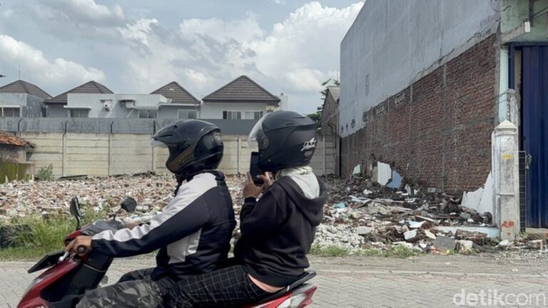 Rumah Lansia di Surabaya Dibongkar Paksa oleh Ormas, Kuasa Hukum Lapor ke Polda Jatim