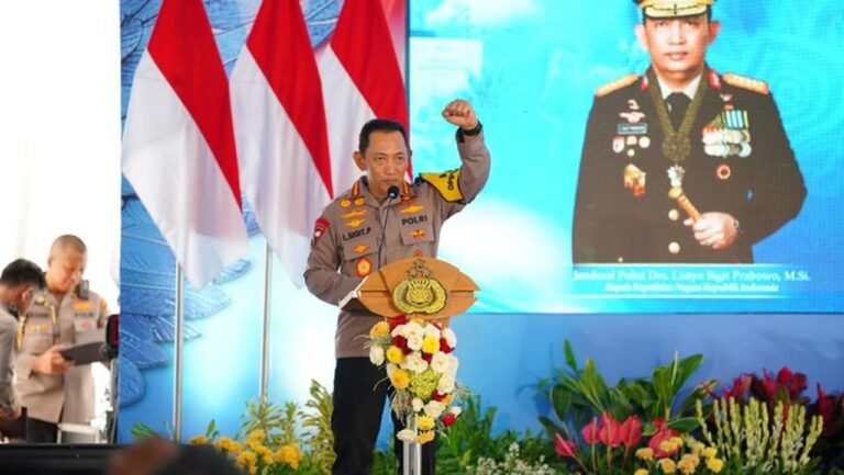 Kapolri Jenderal Sigit: Jaga Semangat Marsinah untuk Perjuangan Buruh yang Terukur