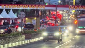 Jelang Tahun Baru, 54 Ribu Kendaraan Padati Jalur Puncak Bogor Hingga Sore Ini