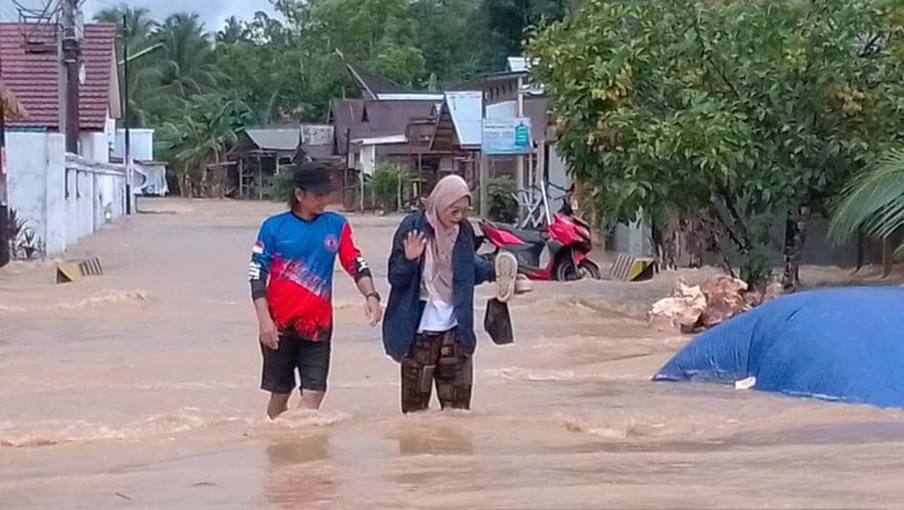 Banjir Bandang Terjang Delapan Desa di Kalsel, 1.615 KK Terdampak Hingga Rumah Rusak Berat
