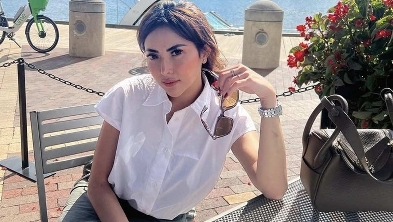 Selebgram Ayu Aulia Klarifikasi Usai Dikira Tim Kreatif Kementerian Pertahanan