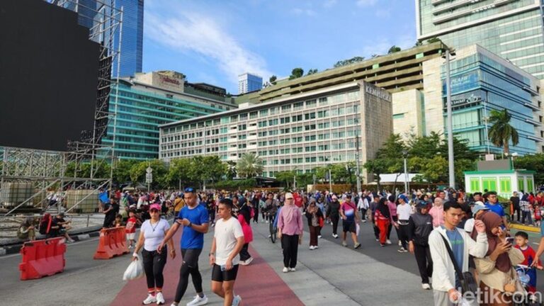 CFD Terakhir 2025 di Bundaran HI: Panggung Tanjidor Meriahkan Akhir Tahun Warga Jakarta