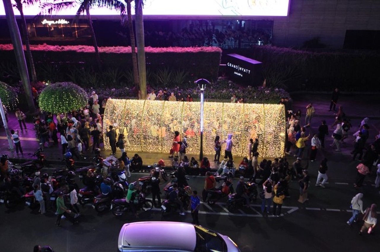 Libur Natal 2025: Ancol, Ragunan, dan Monas Padat Pengunjung, Disparekraf Pantau Keamanan Libur Natal 2025: Ancol, Ragunan, dan Monas Padat Pengunjung, Disparekraf Pantau Keamanan