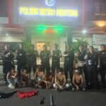 Enam Pemuda Dicokok Polisi di Menteng Saat Hendak Tawuran, Dua Celurit Disita