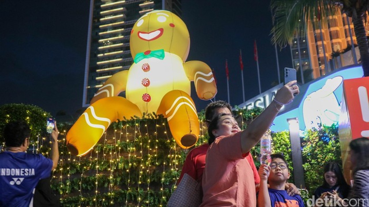 Jakarta Light Festival 2025: Refleksi Warisan, Dinamika Kini, dan Visi Masa Depan Kota