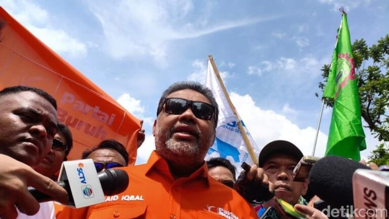 Said Iqbal Akui Jumlah Massa Buruh Sedikit, Tunggu Respons Negosiasi Pemerintah Said Iqbal Akui Jumlah Massa Buruh Sedikit, Tunggu Respons Negosiasi Pemerintah