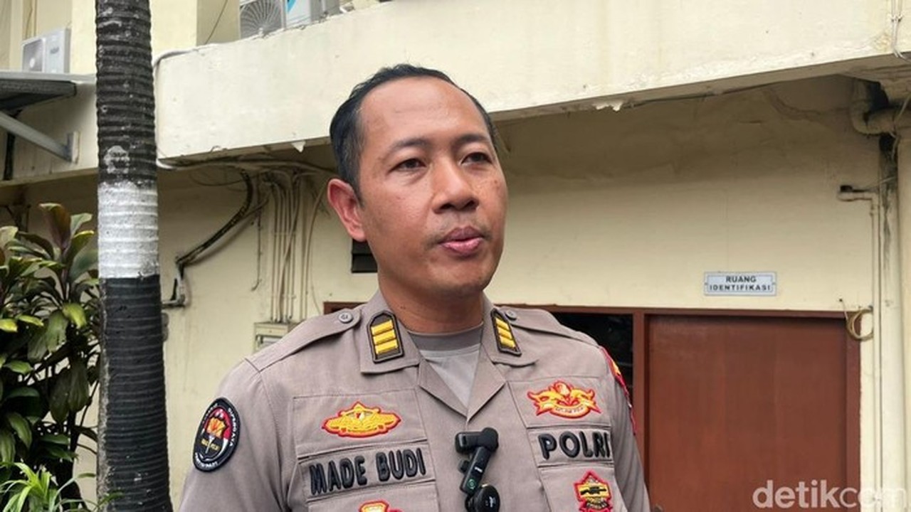 Baru 2 Bulan Menikah, Suami di Depok Aniaya Istri Hingga Mata Kiri Dioperasi Baru 2 Bulan Menikah, Suami di Depok Aniaya Istri Hingga Mata Kiri Dioperasi