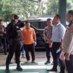 Teror Bom Sekolah Depok: Identitas Peneror Terkuak, Pengakuan Mengejutkan Muncul