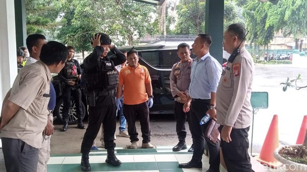 Teror Bom Sekolah Depok: Identitas Peneror Terkuak, Pengakuan Mengejutkan Muncul