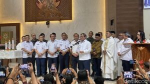 Pramono Anung Ajak Umat Kristiani Doakan Korban Bencana Sumatera di Misa Malam Natal