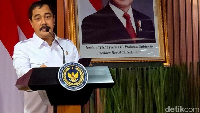 Menteri Agus Pindahkan 1.882 Napi Berisiko Tinggi ke Nusakambangan Sepanjang 2025 Menteri Agus Pindahkan 1.882 Napi Berisiko Tinggi ke Nusakambangan Sepanjang 2025