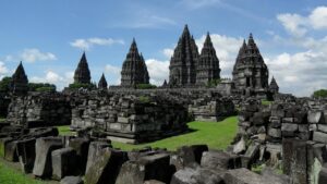 Rombongan Zikir di Candi Prambanan Bikin Gaduh, Pengelola Minta Maaf dan Janji Perketat Pengawasan