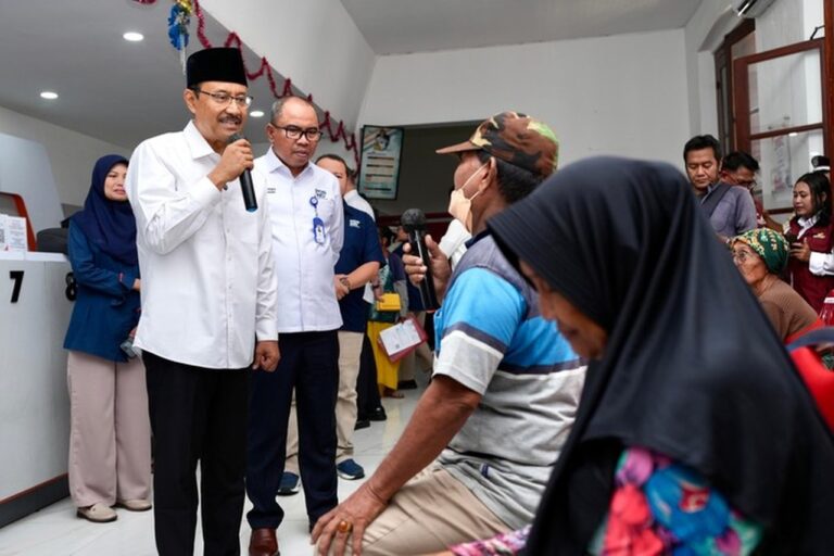 Mensos: 42 Dapur Umum Siaga Bencana di Aceh, Sumut, dan Sumbar Sajikan 400 Ribu Porsi Tiap Hari