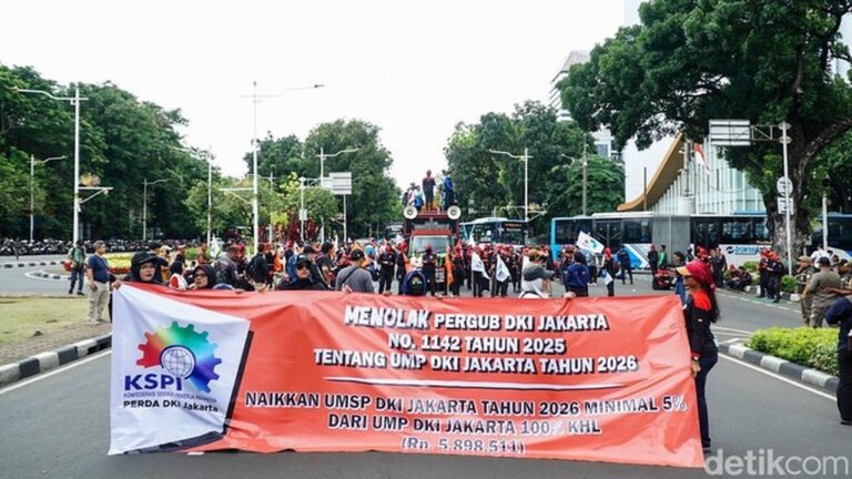Demo Tolak UMP 2026 di Jakarta Minim Massa, KSPI Ungkap Alasannya Demo Tolak UMP 2026 di Jakarta Minim Massa, KSPI Ungkap Alasannya