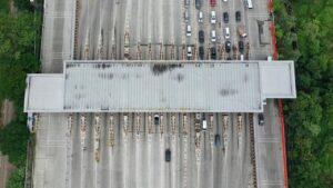 Jelang Tahun Baru 2026: Kecelakaan Truk di Tol Palimanan Kanci, Sejumlah Ruas Lain Lancar