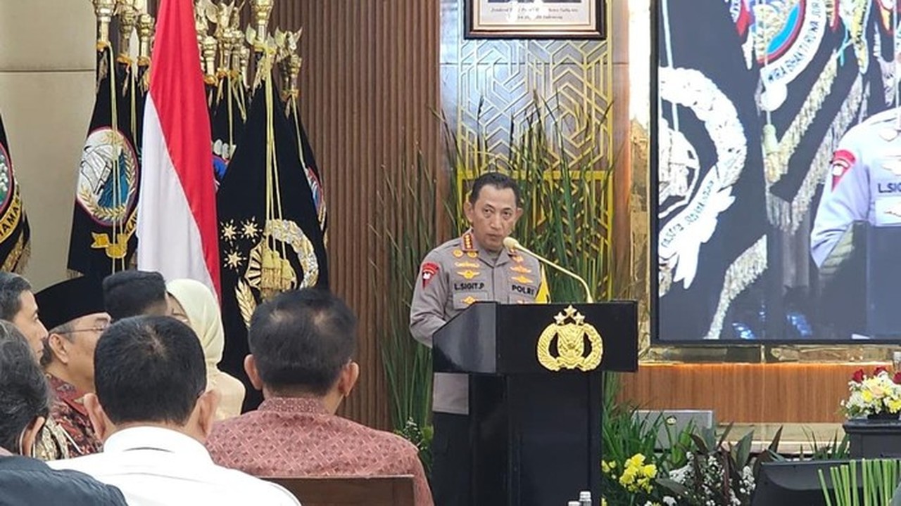 Kapolri Jenderal Listyo Sigit Prabowo Sampaikan Rilis Akhir Tahun, Doakan Korban Bencana Sumatera