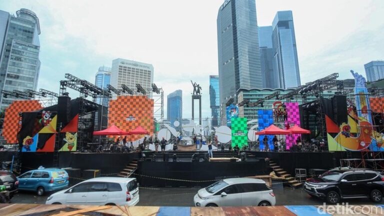 Perayaan Malam Tahun Baru 2026 di Jakarta: Panggung Hiburan, Jalan Ditutup, dan Transportasi Gratis