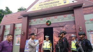 Wakapolda Jateng Tinjau Pos Pengamanan Nataru di Jalur Pantura, Pastikan Keamanan Warga