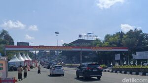 Libur Natal, One Way Jakarta-Puncak Bogor Diberlakukan untuk Urai Kepadatan Lalu Lintas