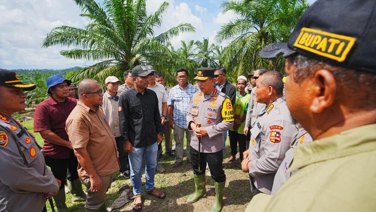 Kapolri Jenderal Listyo Sigit Tinjau Lahan 6,5 Ha untuk Huntap Korban Bencana di Aceh Tamiang Kapolri Jenderal Listyo Sigit Tinjau Lahan 6,5 Ha untuk Huntap Korban Bencana di Aceh Tamiang
