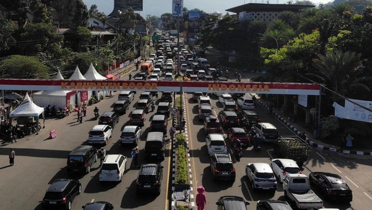 Malam Tahun Baru, Jalan Raya Puncak Bogor Ditutup Penuh Mulai Pukul 21.00 WIB