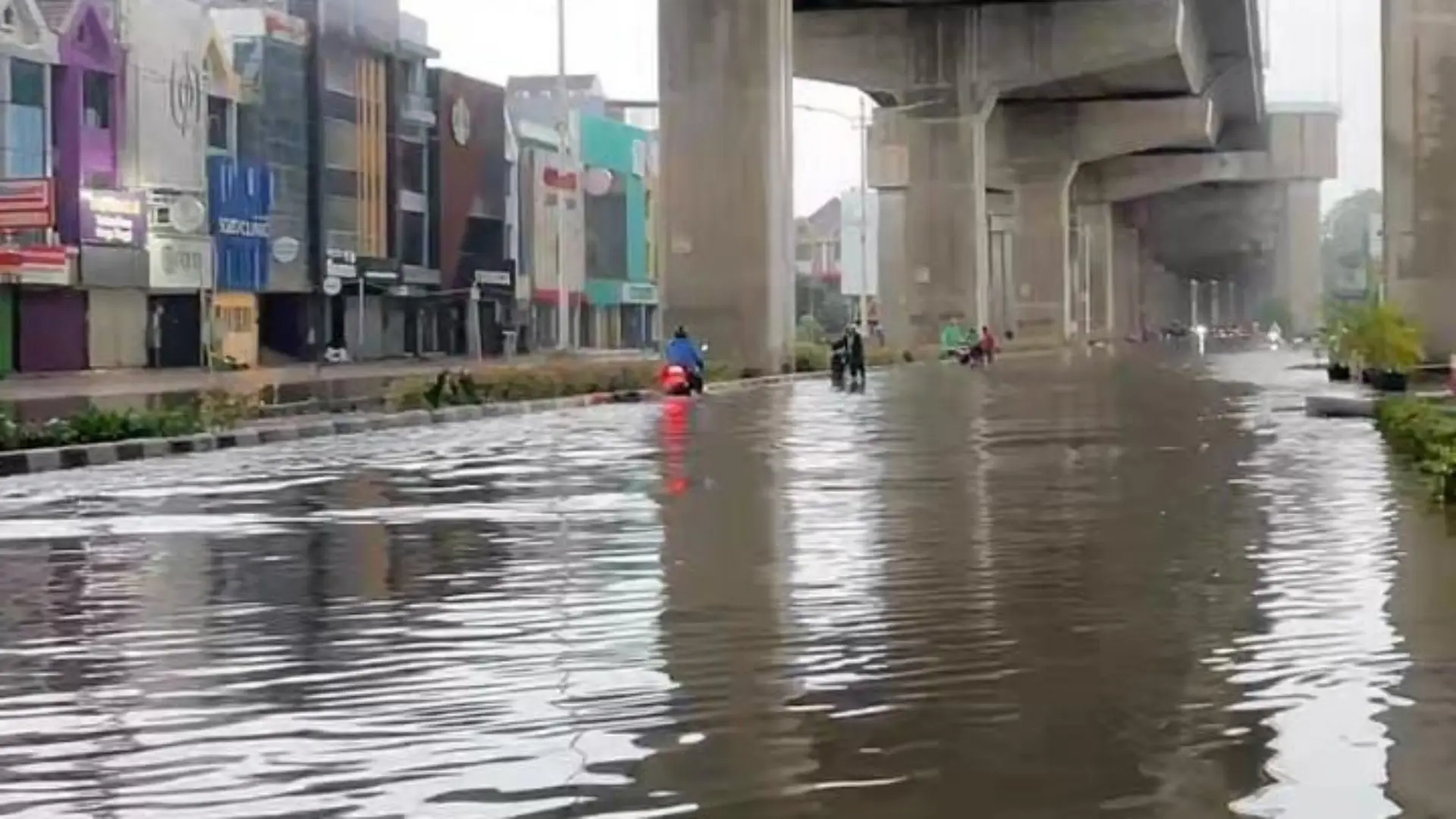 Banjir Rendam Jembatan Tiga Simak Daftar Jalur Arteri Jakarta Utara Yang Bisa Dilalui