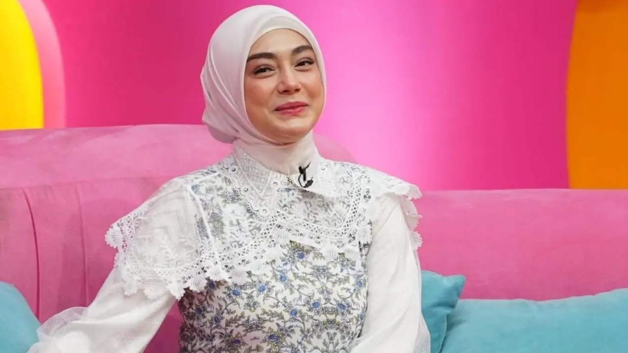 Celine Evangelista Jelaskan Alasan Tampil Tanpa Hijab di Film Horor Penunggu Rumah Buto Ijo