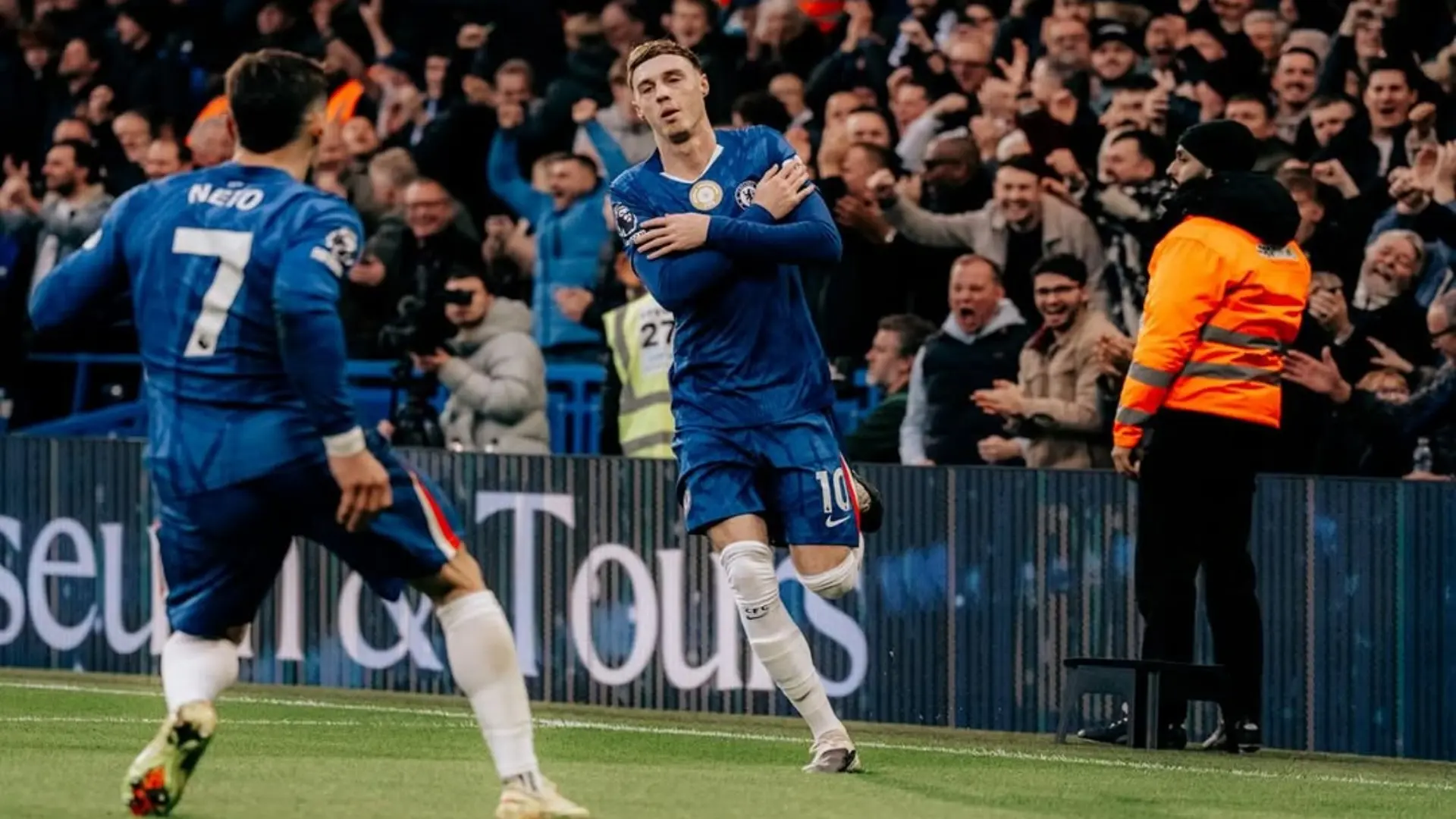 Cole Palmer Terkapar Usai Chelsea Tekuk Brentford Liam Rosenior Ungkap Kondisi Cedera Sang Pemain