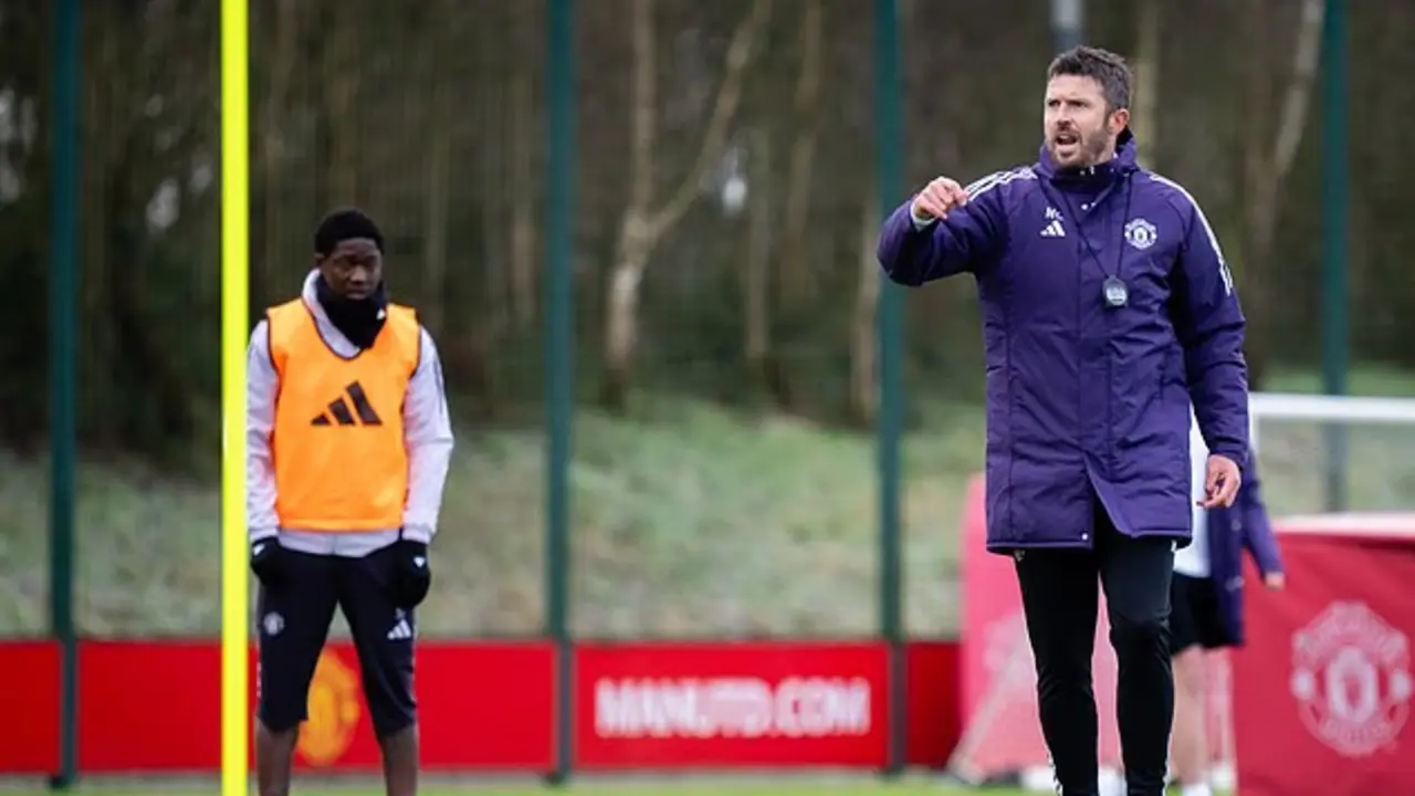 Debut Michael Carrick Di Manchester United Hadapi Man City Tanpa Modal Transfer Andalkan Pemain Kunci Ini