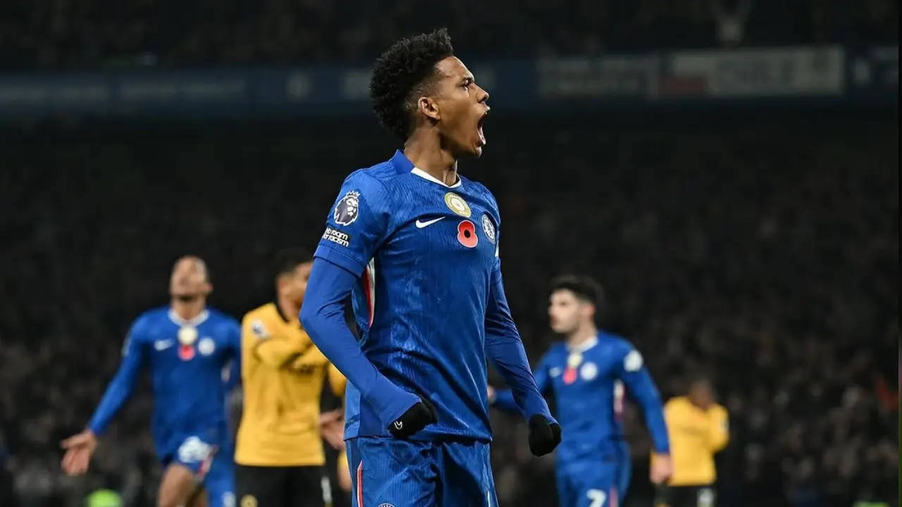Deco Jelaskan Keputusan Barcelona Tak Rekrut Estevao Lamine Yamal Jadi Kendala (1)