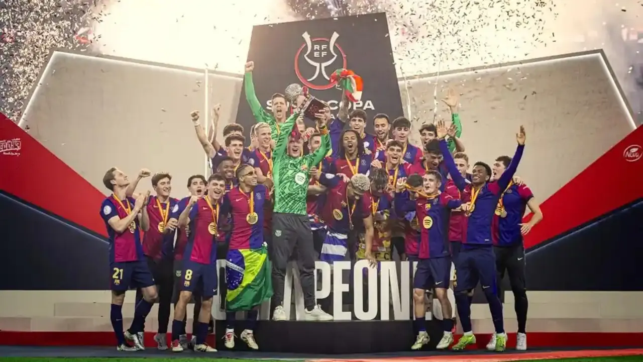 Dominasi Barcelona di Piala Super Spanyol: Koleksi 15 Trofi dan Ancaman Real Madrid di Final 2026 Dominasi Barcelona di Piala Super Spanyol: Koleksi 15 Trofi dan Ancaman Real Madrid di Final 2026