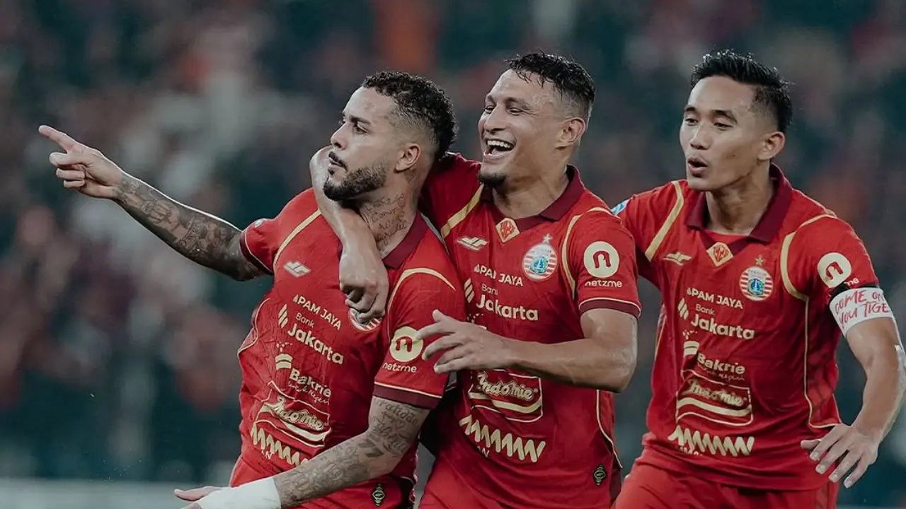 Dua Penalti Bawa Persija Taklukkan Madura United 2 0 Di Gelora Bung Karno