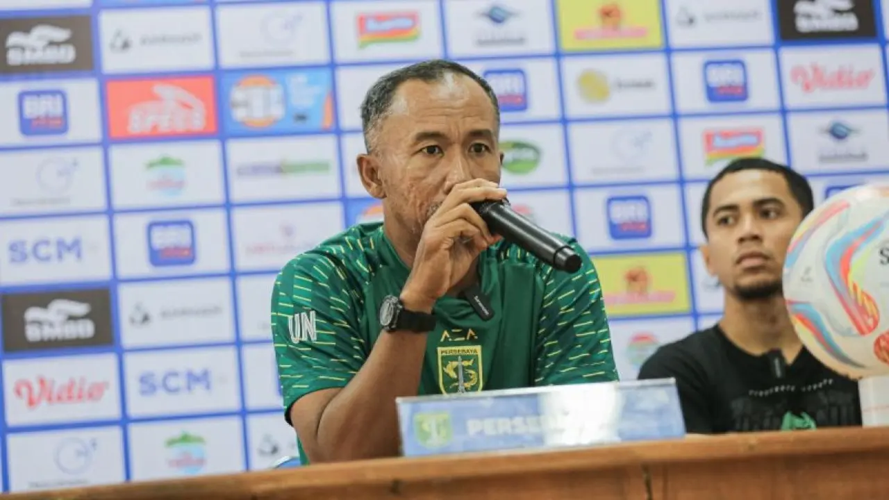 Era Baru Persebaya Bersama Bernardo Tavares Uston Nawawi Resmi Ditunjuk Sebagai Direktur Teknik