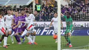 Hasil Fiorentina vs AC Milan: Gol Telat Christopher Nkunku Selamatkan Rossoneri dari Kekalahan di Firenze