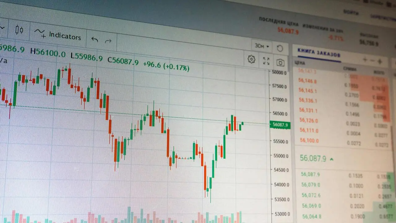 IHSG Menguat di Pembukaan Perdagangan, Sempat Dekati Level Psikologis 9.000 IHSG Menguat di Pembukaan Perdagangan, Sempat Dekati Level Psikologis 9.000