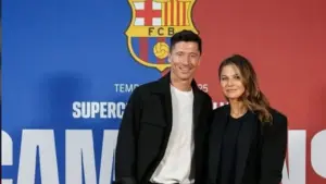 Istri Robert Lewandowski Beri Isyarat Kuat soal Masa Depan Suaminya di Barcelona