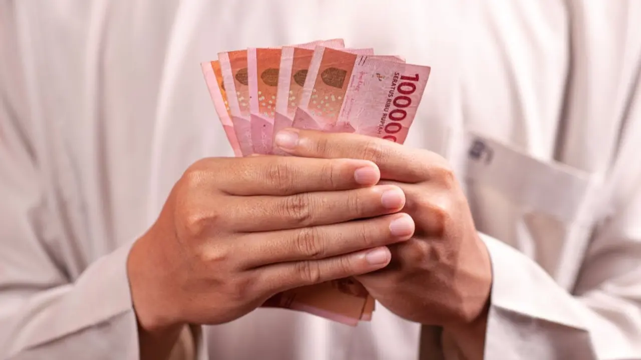 Jangan Keliru Ini Perbedaan Gaji Ke 13 Dan Thr Pns 2026 Dari Tujuan Hingga Waktu Cair