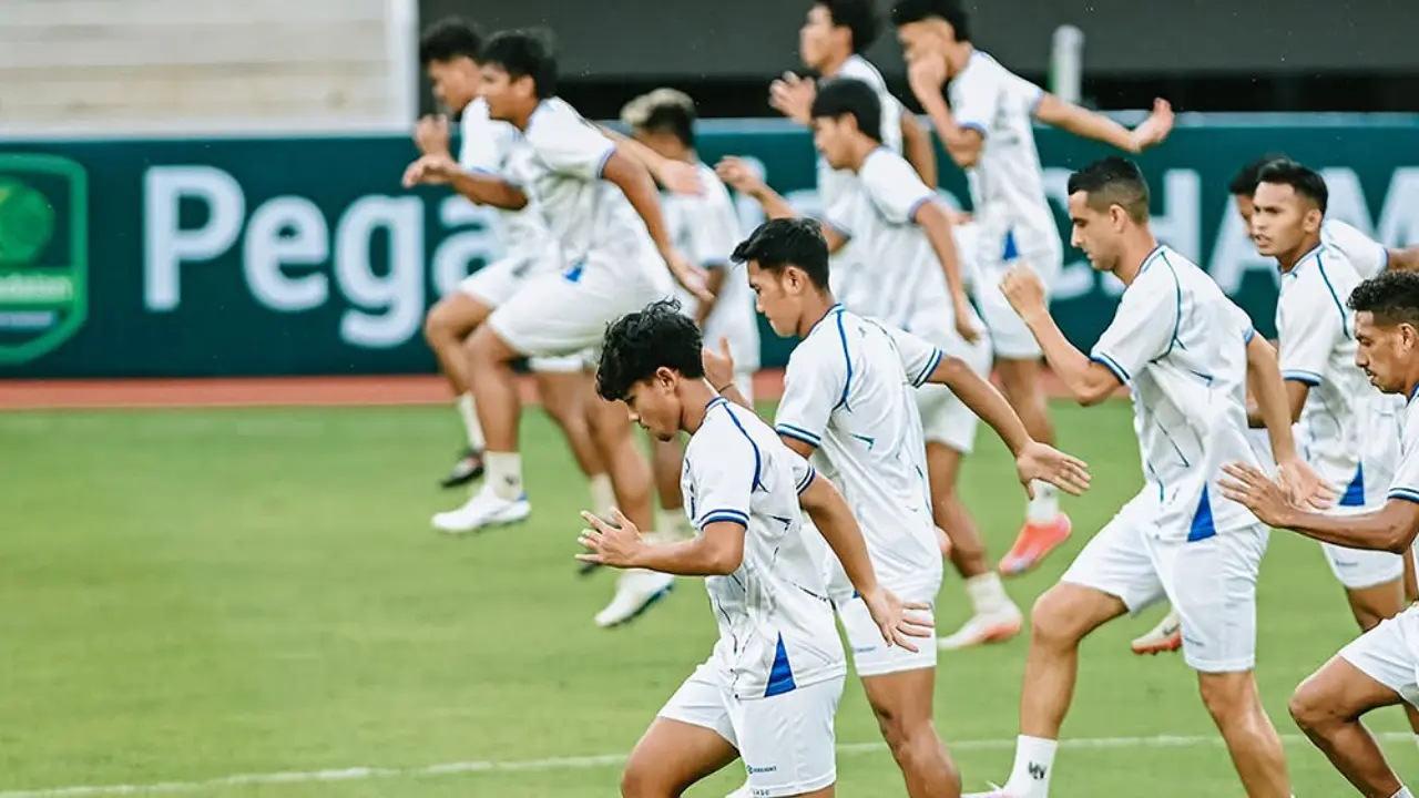 Lini Belakang Psis Jadi Sorotan Usai Dibantai Deltras Fc