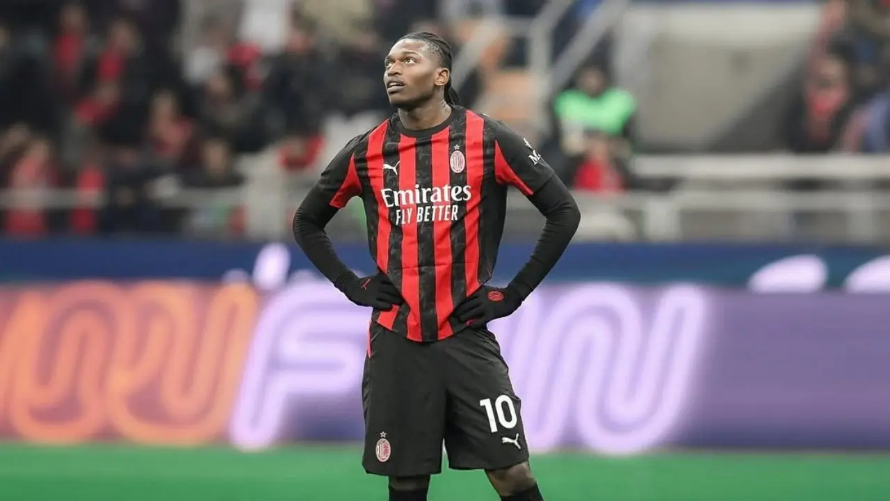 Manchester United Bidik Rafael Leao Ac Milan Buka Pintu Negosiasi