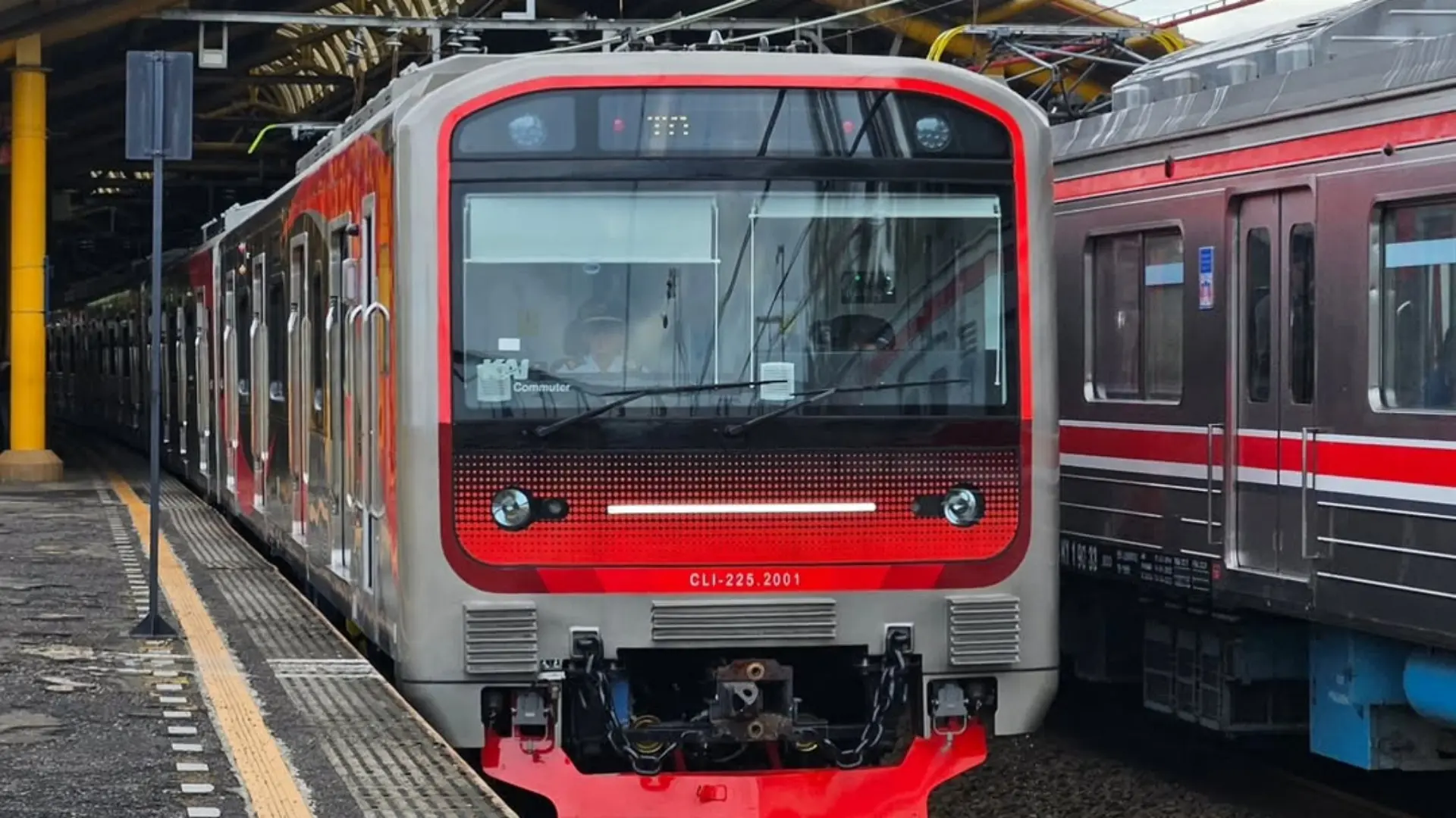 Perjalanan Krl Hanya Sampai Manggarai Akibat Banjir Jakarta Kota Cek Rute Alternatif Transjakarta