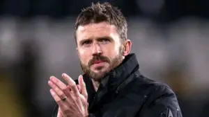 Pujian Mengalir untuk Carrick Usai Man Utd Taklukkan Man City 2-0